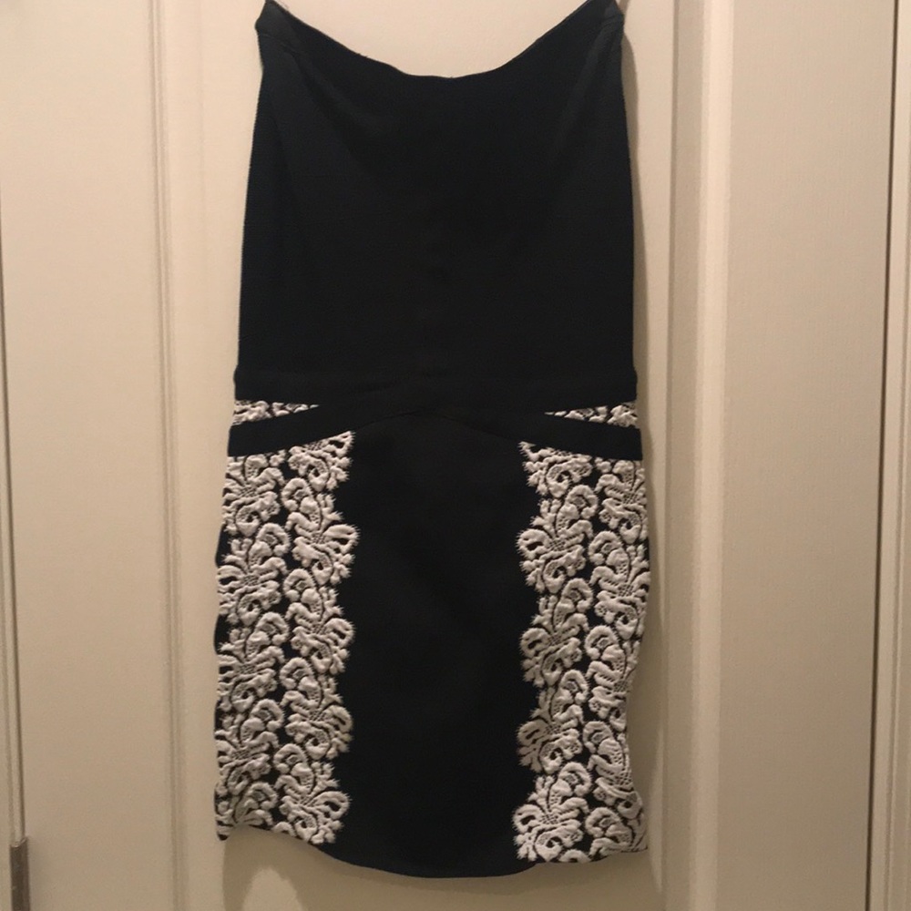 Strapless Bebe bodycon bandage mini dress